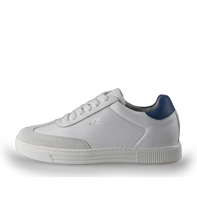 Aqa Sneakers