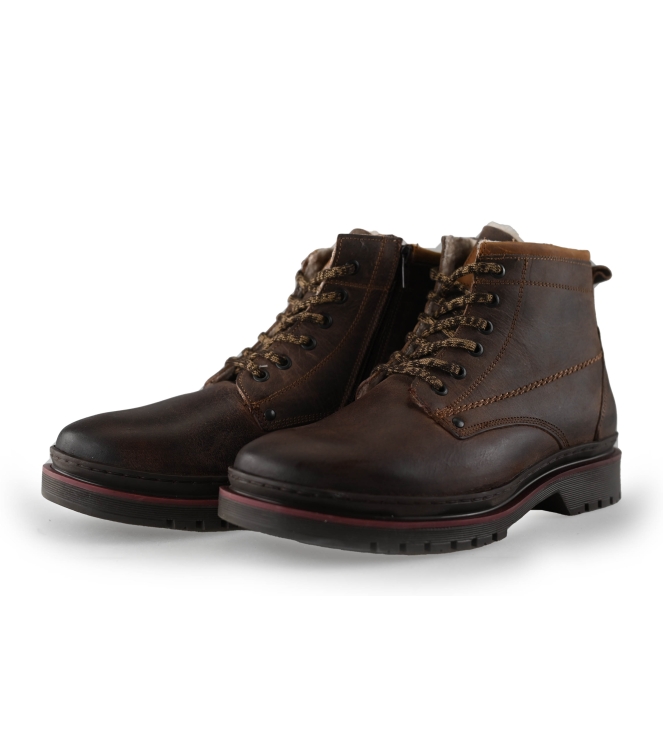 Outfielder Veterboots