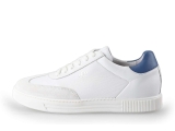 Aqa Sneakers