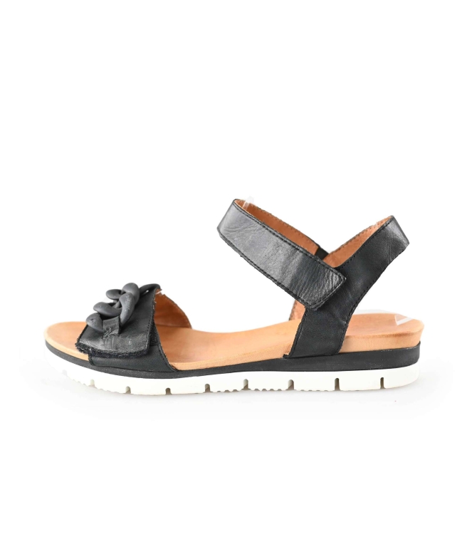 Aqa Sandalen