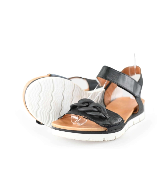 Aqa Sandalen