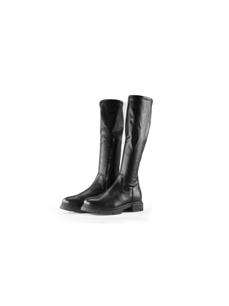  Omoda Laarzen 231131
 [MAAT] 39
 