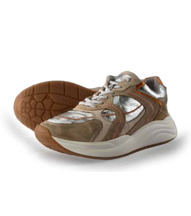 Omoda Sneakers