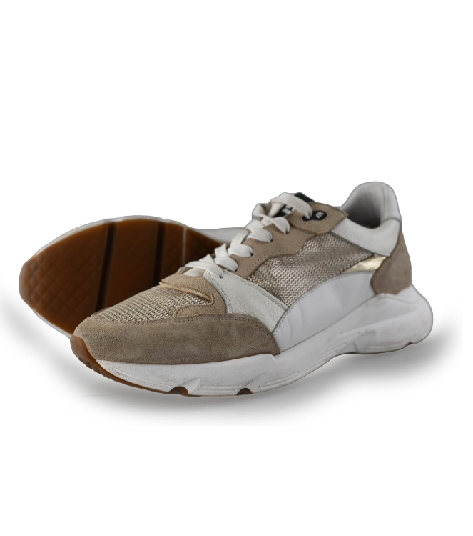 Maruti Sneakers