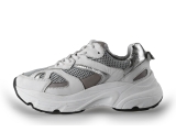Omoda Sneakers