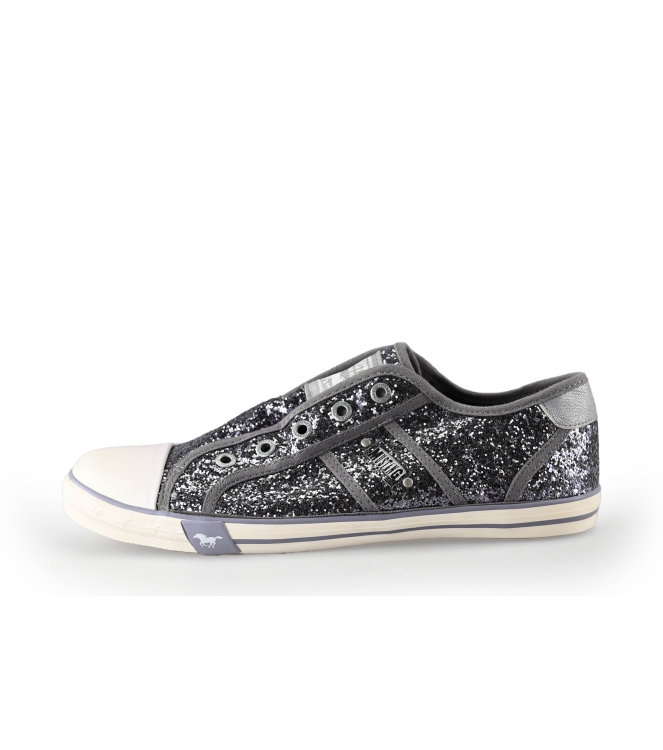 Mustang Sneakers