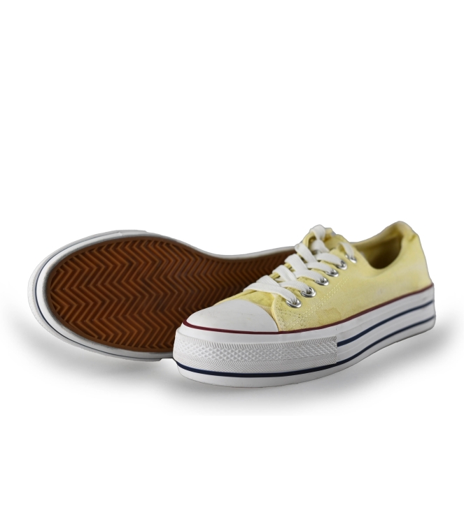 Refresh Sneakers