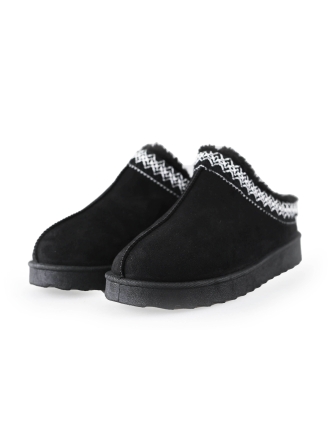  Nelson Pantoffels 233210
 [MAAT] 37
 