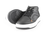 Hub Sneakers