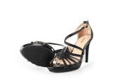 La Strada Pumps
