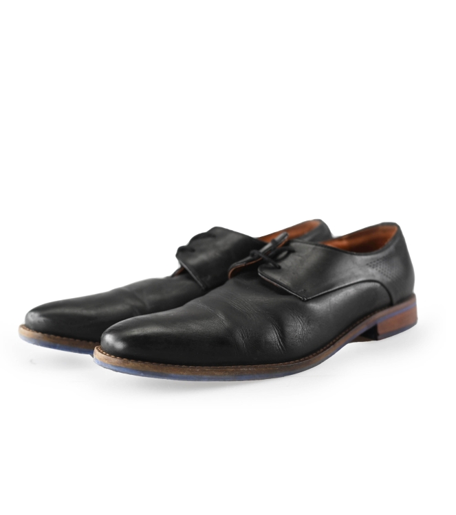 Regall Nette Schoenen