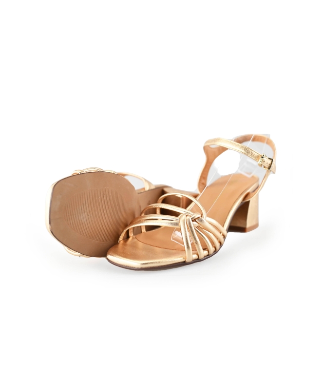Fred De La Bretoniere Pumps
