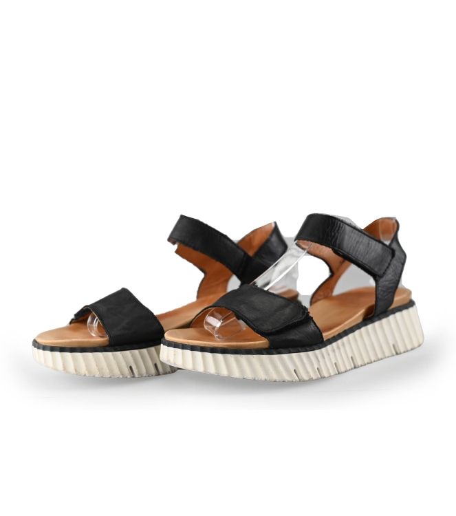 Aqa Sandalen