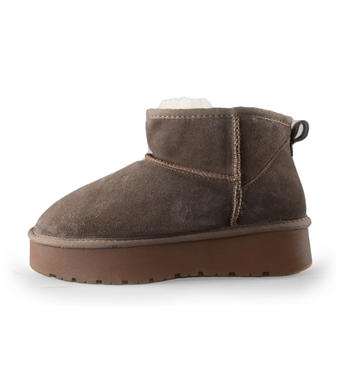 Sacha Boots