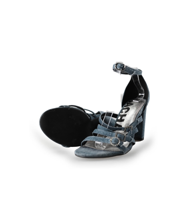 Sacha Pumps