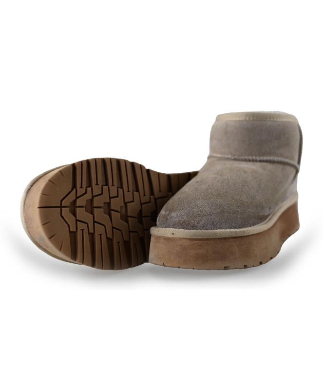 Sacha Boots