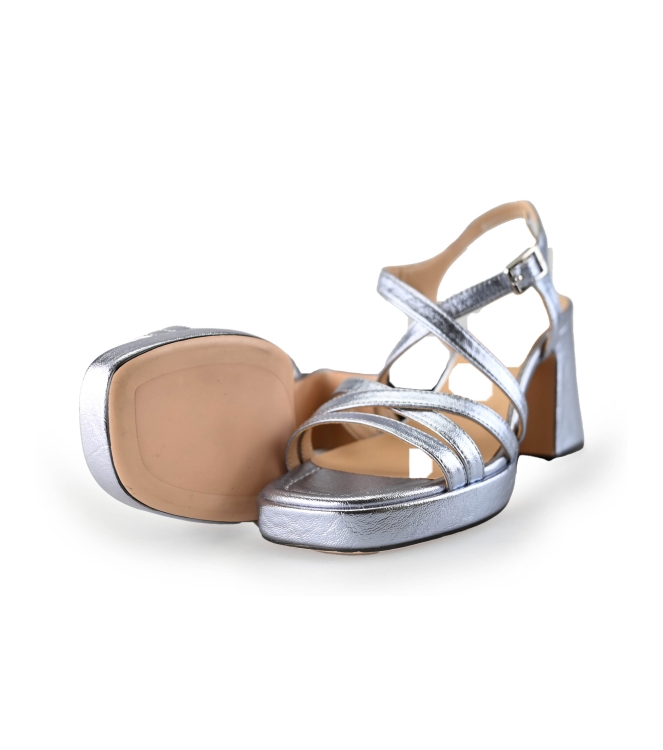 Regarde Le Ciel Sandalen
