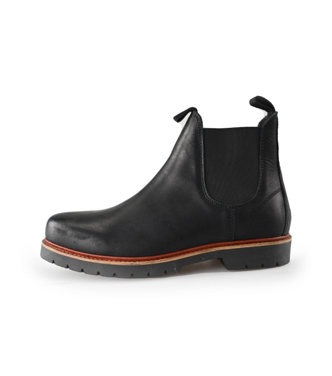 Outfielder Chelsea Boots