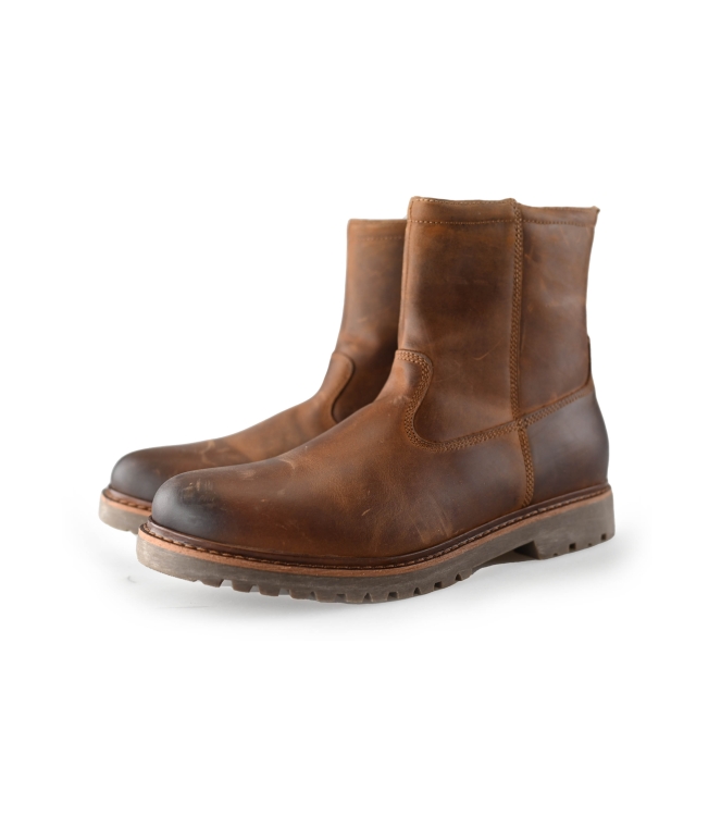Outfielder Boots