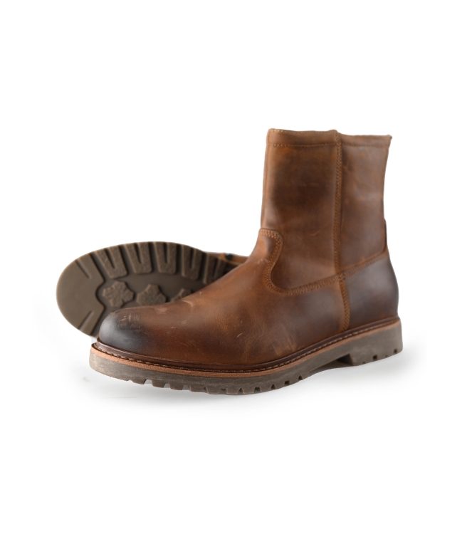 Outfielder Boots
