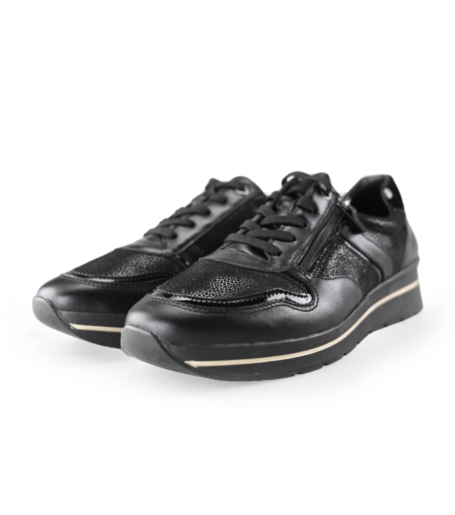 Feyn Sneakers