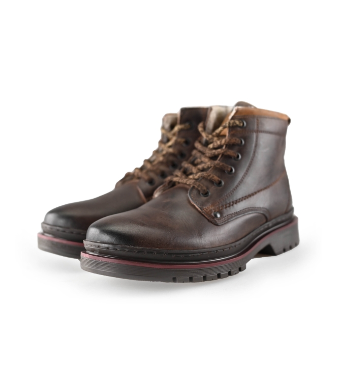 Outfielder Veterboots
