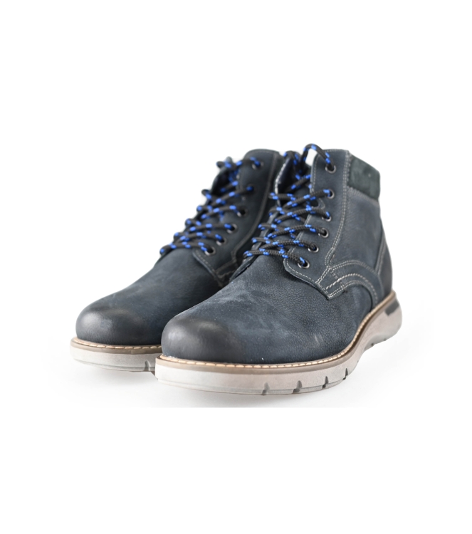 Outfielder Veterboots