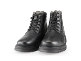 Outfielder Veterboots