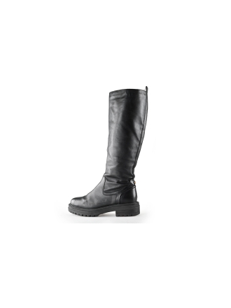  Omoda Laarzen 239881
 [MAAT] 37
 