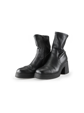  Omoda Enkellaarzen 240317
 [MAAT] 41
 