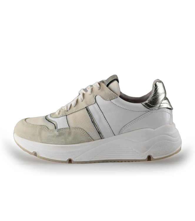 Aqa Sneakers