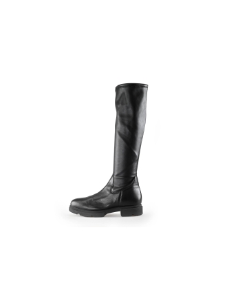  Omoda Laarzen 240599
 [MAAT] 42
 