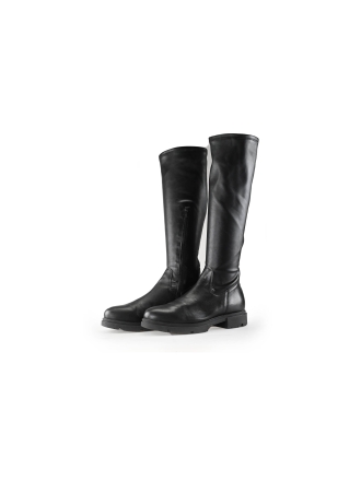  Omoda Laarzen 240599
 [MAAT] 42
 