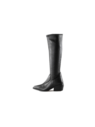  Omoda Laarzen 240676
 [MAAT] 40
 