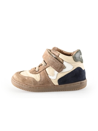  Develab Sneakers 240730
 [MAAT] 23
 