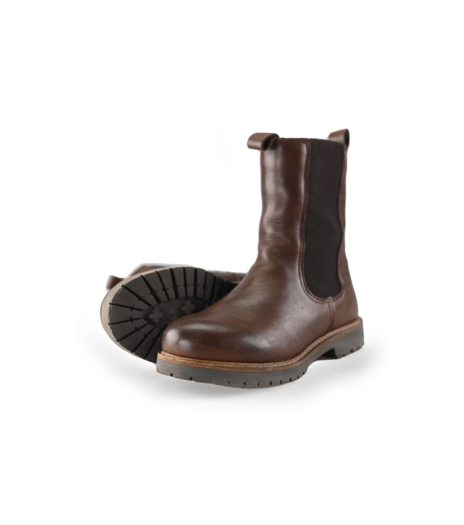Travelin Chelsea Boots