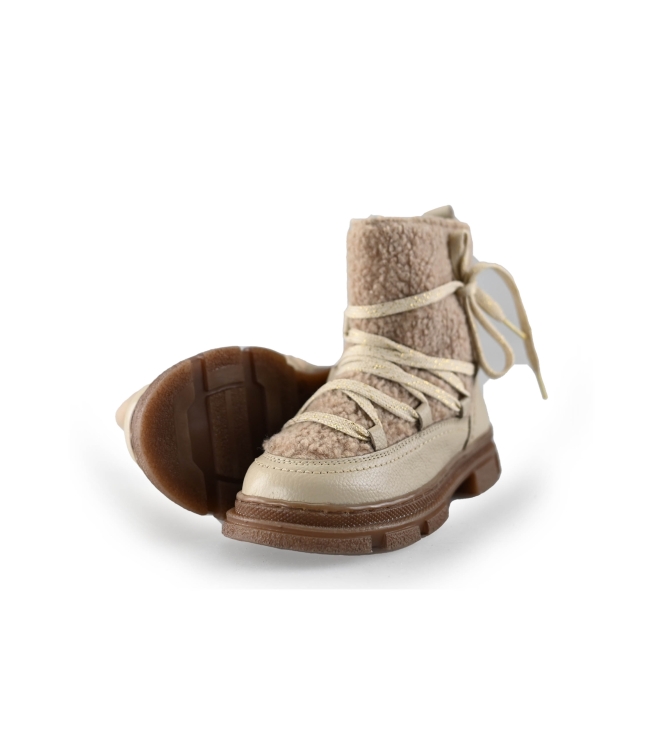 Ik Ke Boots