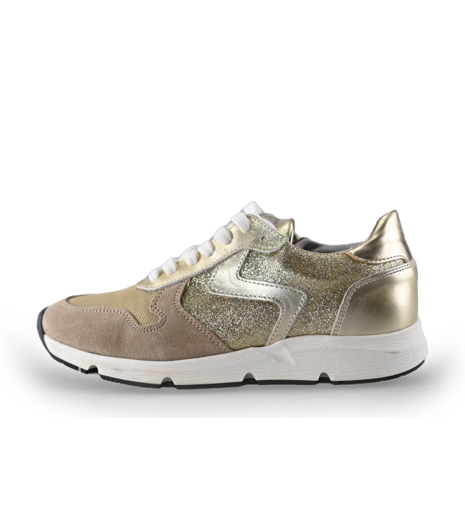 Dstrct Sneakers