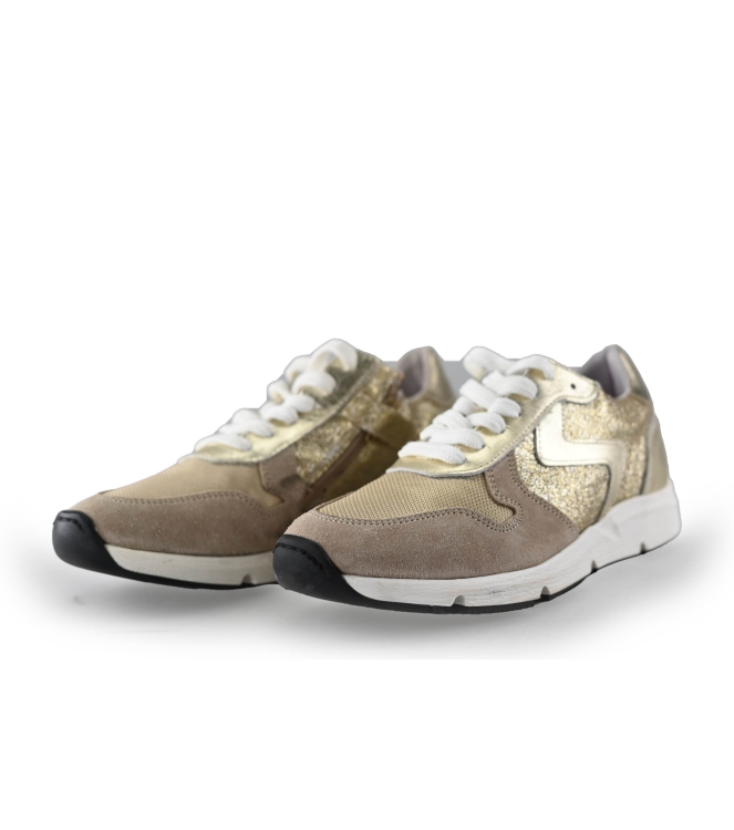 Dstrct Sneakers