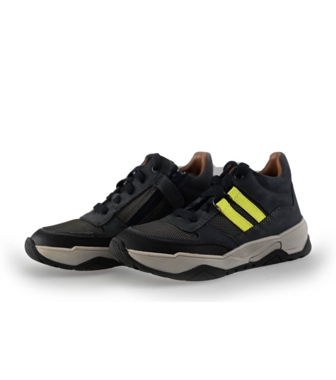 Ik Ke Sneakers
