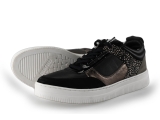 Maruti Sneakers