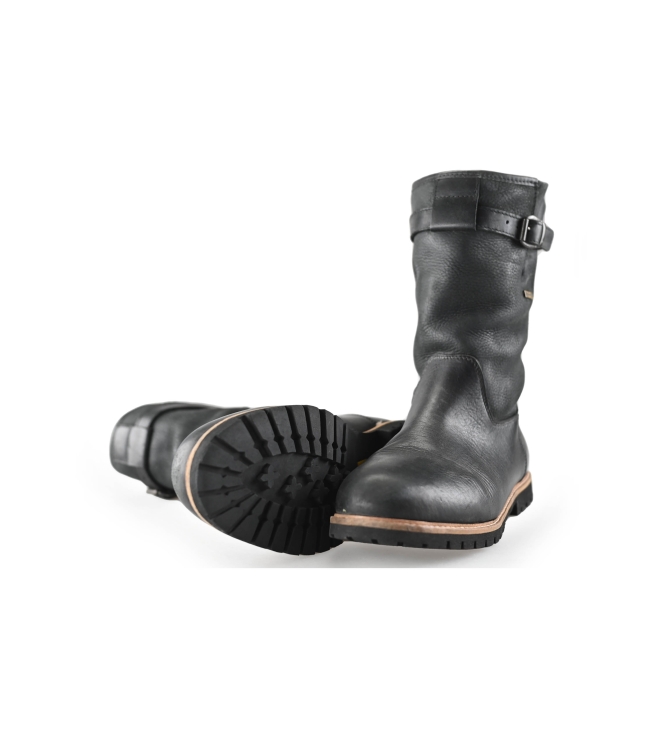 Travelin Boots