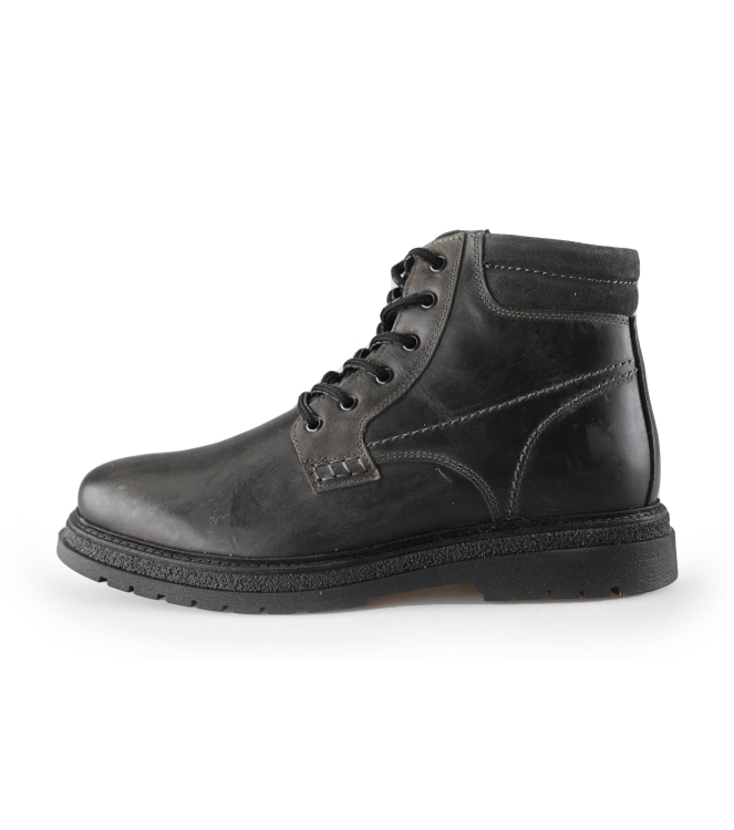 Outfielder Veterboots