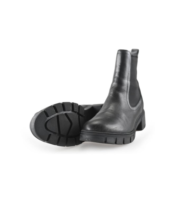 Nelson Chelsea Boots