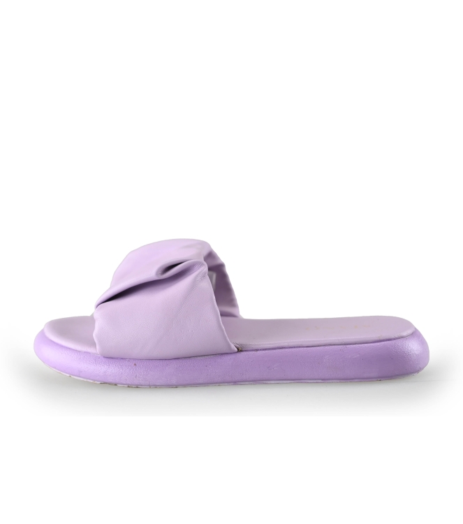 Mano Slippers