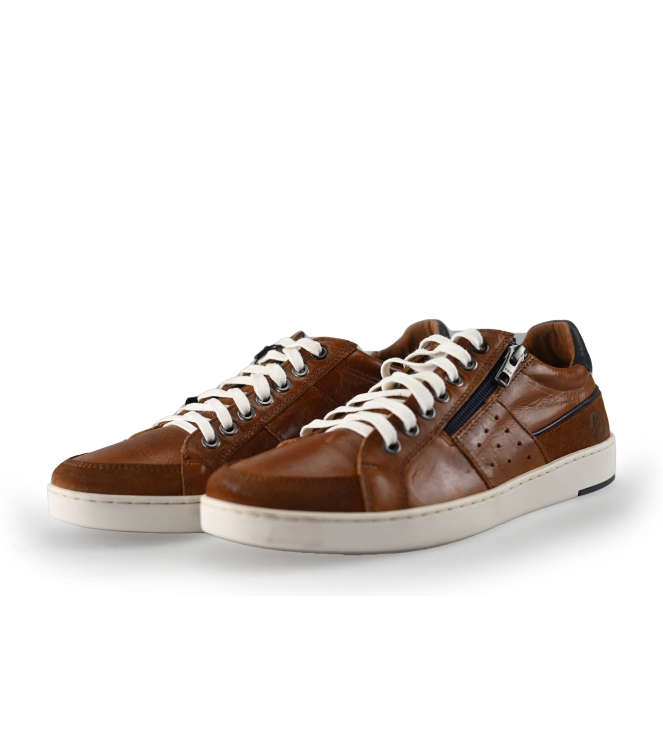 Travelin Sneakers