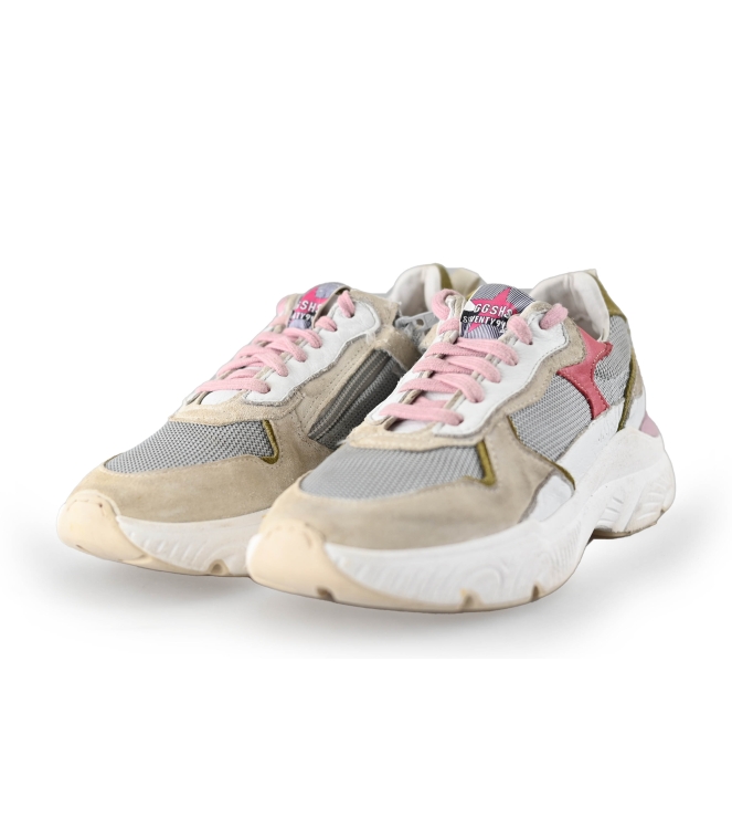 Giga Sneakers