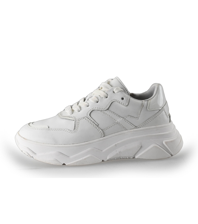 Dstrct Sneakers