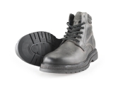 Outfielder Veterboots