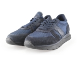 Invinci Sneakers